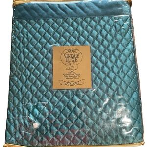Vintage Lux  Quilted Satin Throw 50” X 60” Reversible To Velvet